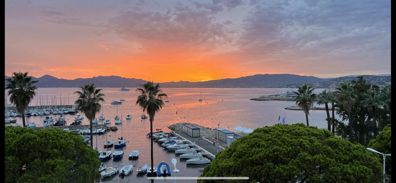 Palm Croisette Front De Mer1 Cannes Exterior photo